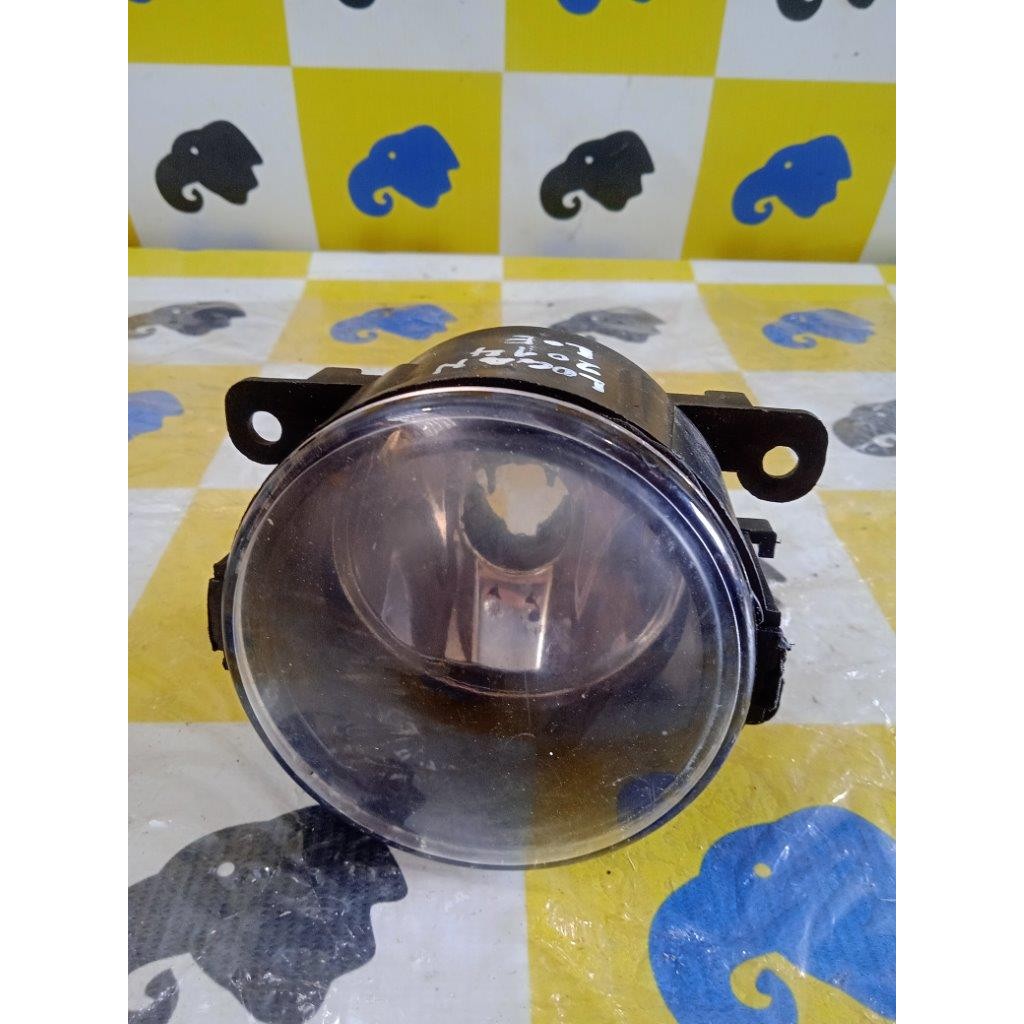Farol Auxiliar Milha Neblina Logan 2014 L.e