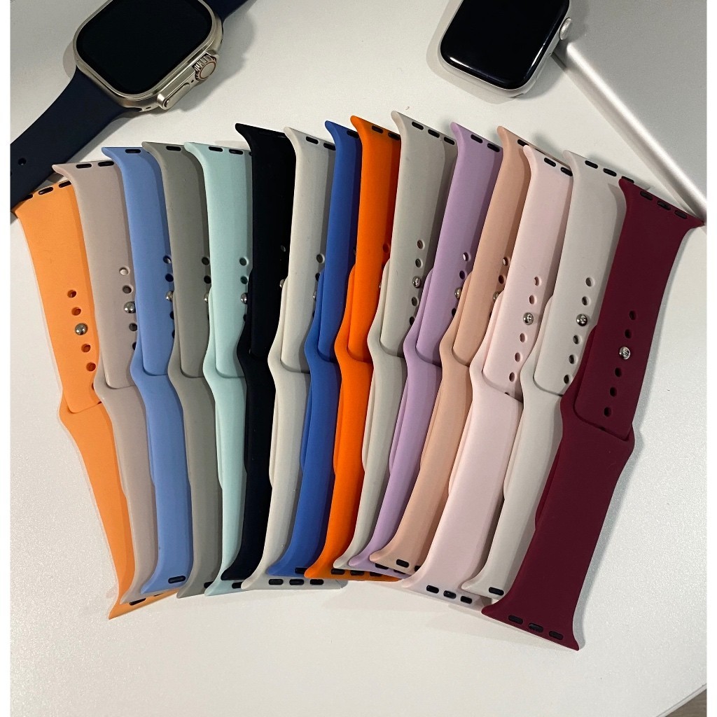 Pulseira Lisa Apple Watch Silicone Compatível Relógio 38mm/40mm/41mm-------42mm/44mm/45mm/49mm em Oferta na Shopee