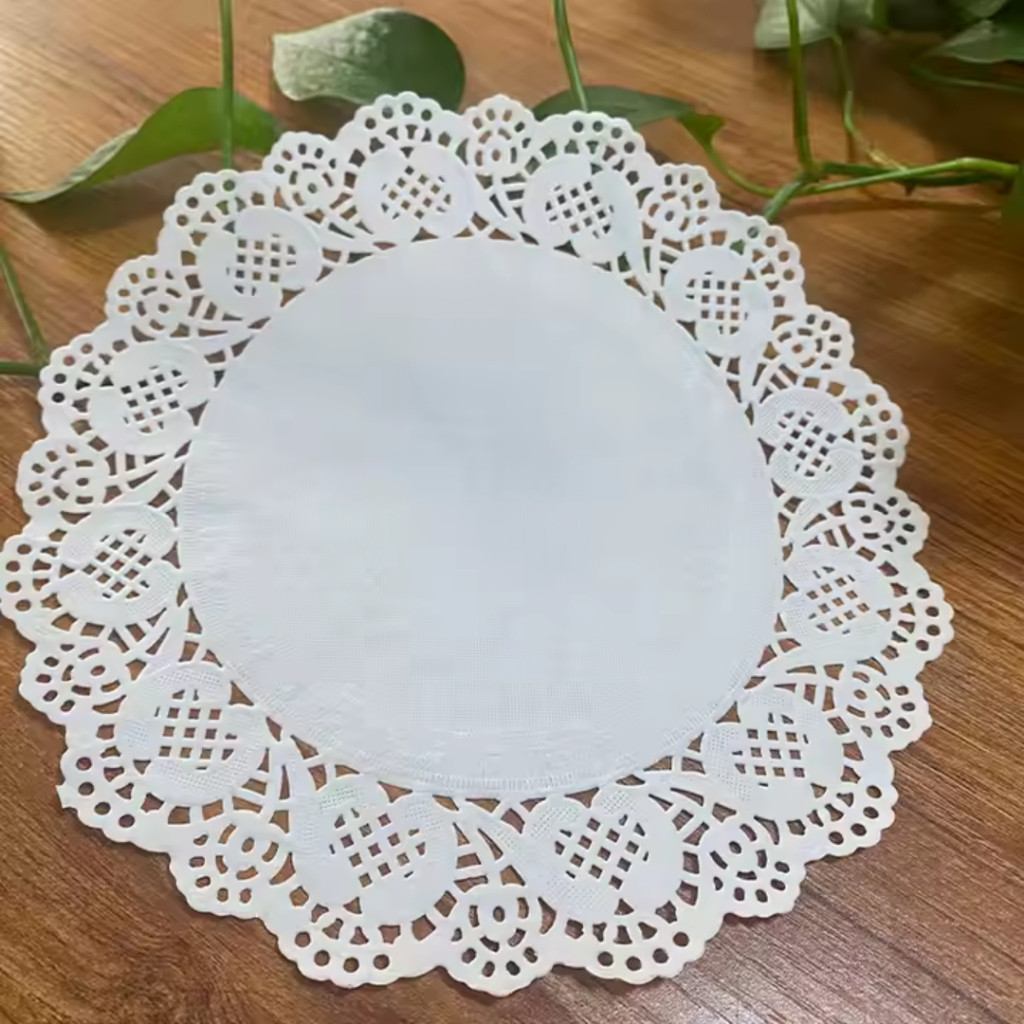 Kit 100 Toalha Rendada Redonda de Papel Doilies Sousplat