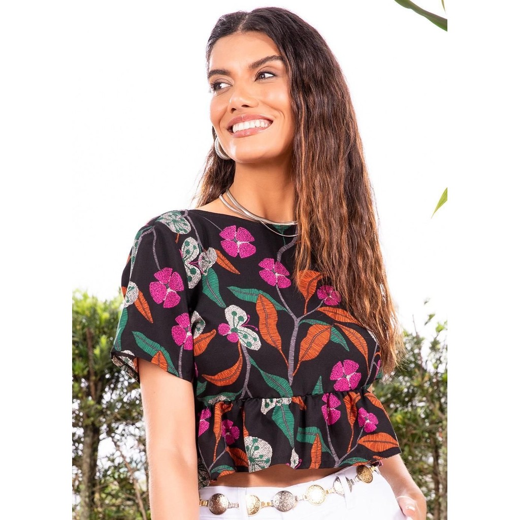 Blusa Feminina Preta Crepe Plano - Estampa Floral, Manga Curta e Babado | Quintess em Oferta na Shopee