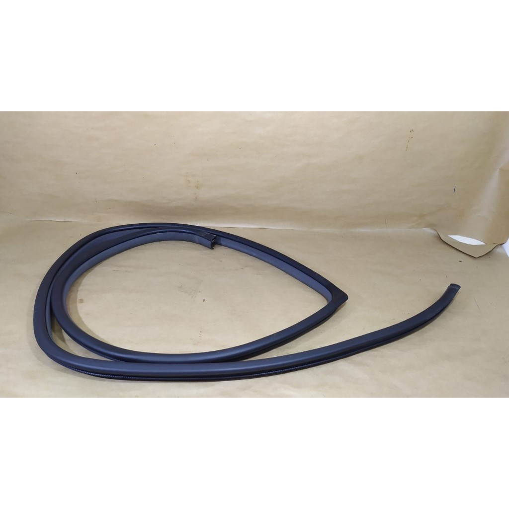 Borracha Porta Tras Direita Hyundai Azera 08/10 (carroceria)