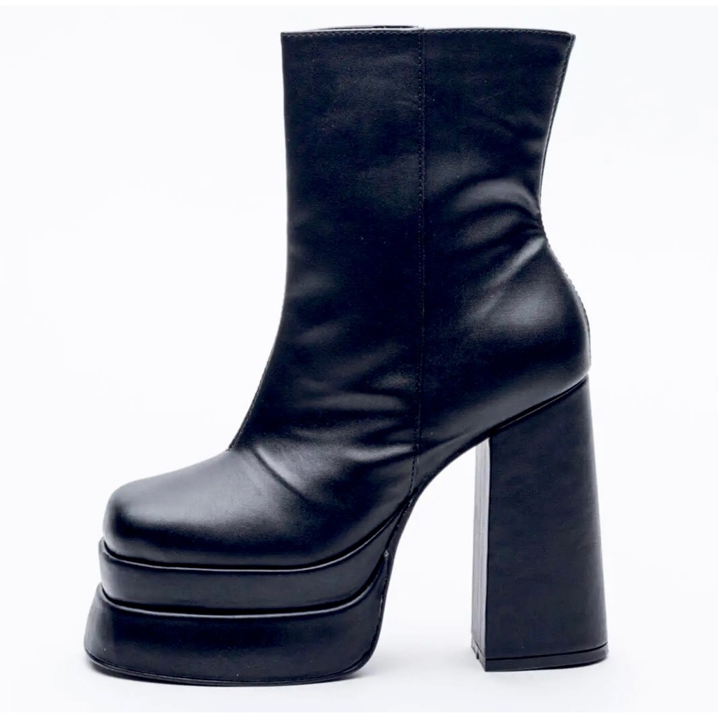 Bota Meia Cano Curto Salto Grosso: Onde Comprar | BuscaProdutos