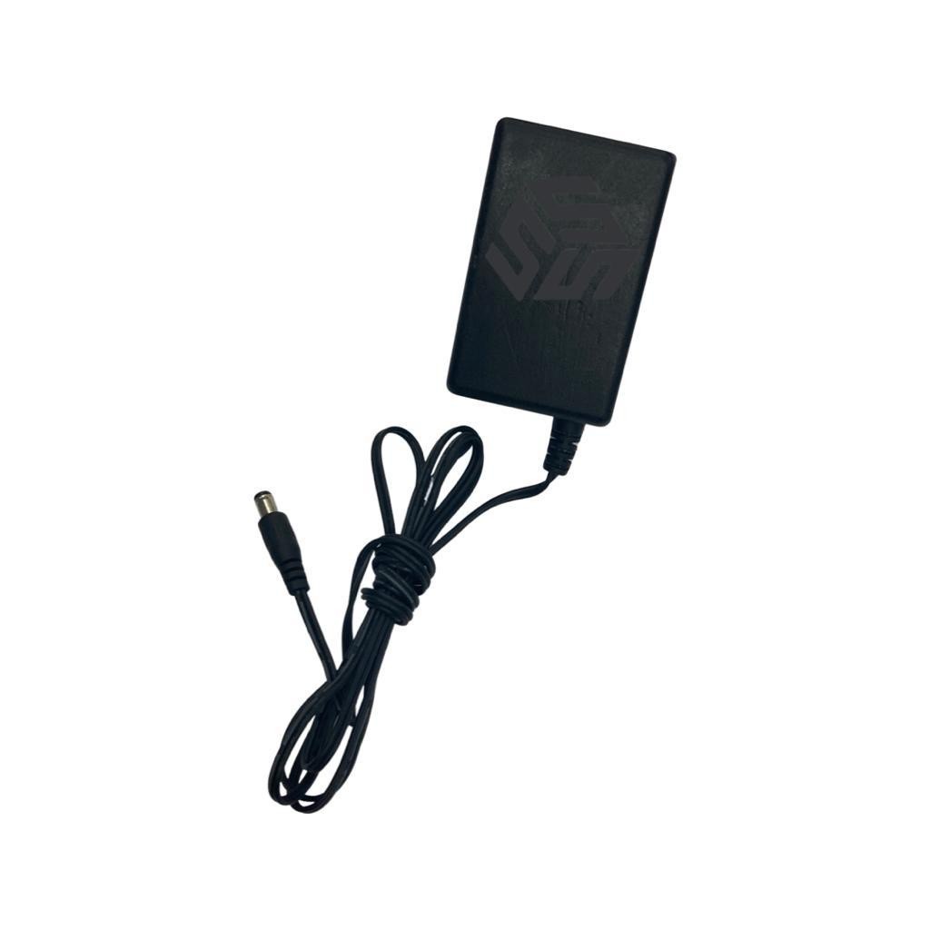 Fonte Para Aspirador Eletrolux Erg12 Erg13 Erg14 ( 17v 200ma ) Bivolt