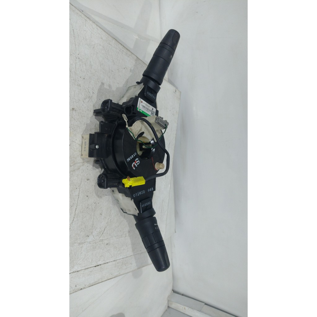 CHAVE DE SETA Nissan LIVINA SL 1.8 16V Flex Fuel Aut. Prata