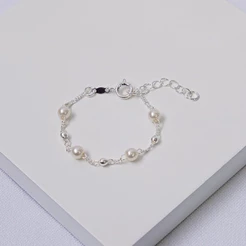 Pulseira Infantil Baby com Pérolas Folheada a Prata Hipoalergênica