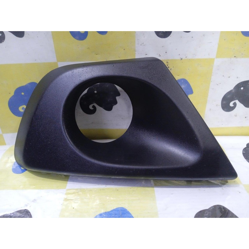 Moldura Farol De Neblina Esquerda Renault Duster 2016 