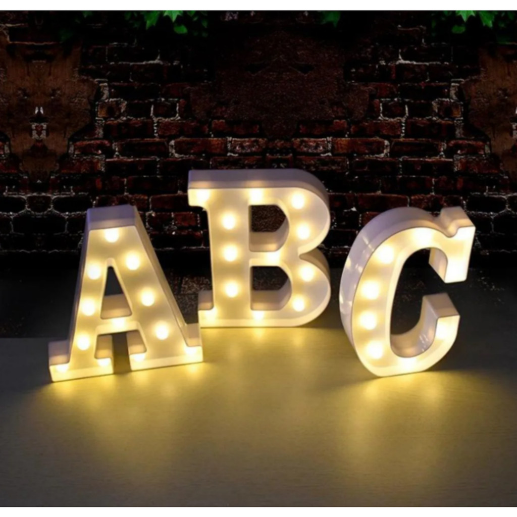 Kit 2/3/4/5  Letra Led Luminária 3D Decorativa Branco 16/21CM  A-Z Para Forma Sua Frase C Pilha