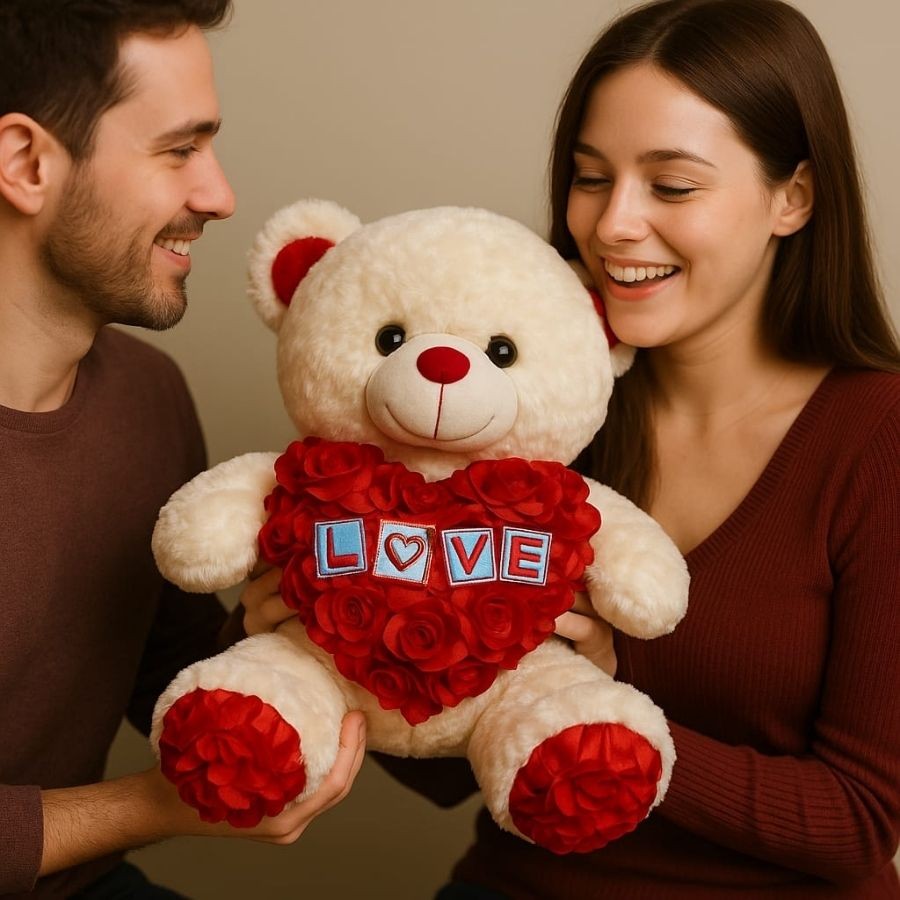 Urso de Pelúcia 45cm com Coração LOVE – Macio, Lavável e Fofinho