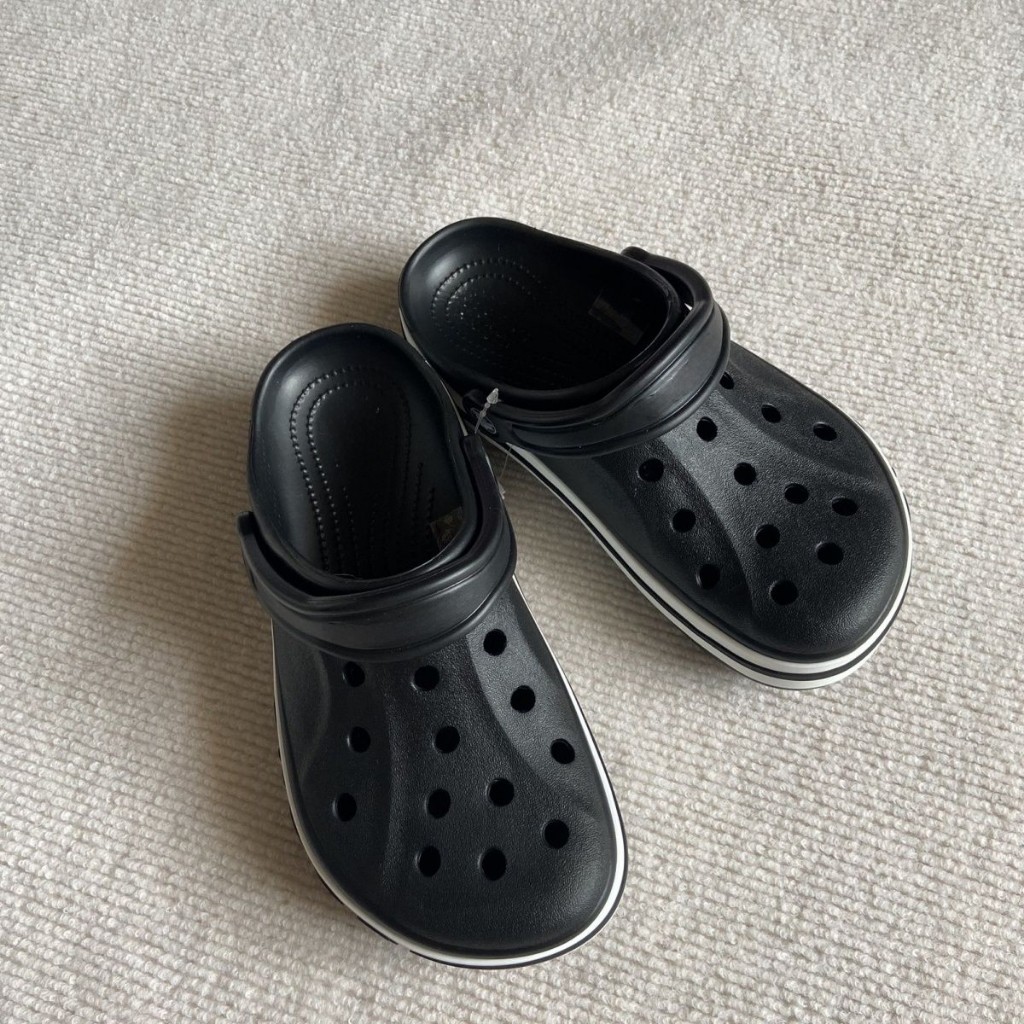 [Entrega Imediata] Sandálias De Praia Antiderrapantes De Verão – Tamancos Leves E Confortáveis Para Mulheres Homens 14FB em Oferta na Shopee