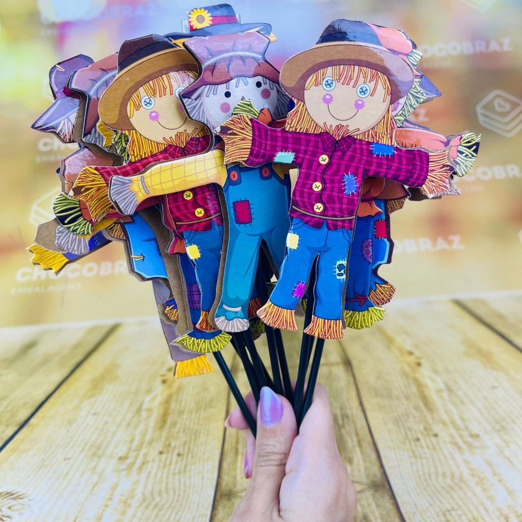 100 PALITO TAG DECORATIVO ESPANTALHO 61.6 ( NC TOYS PALITO ) FESTA JUNINA 2025