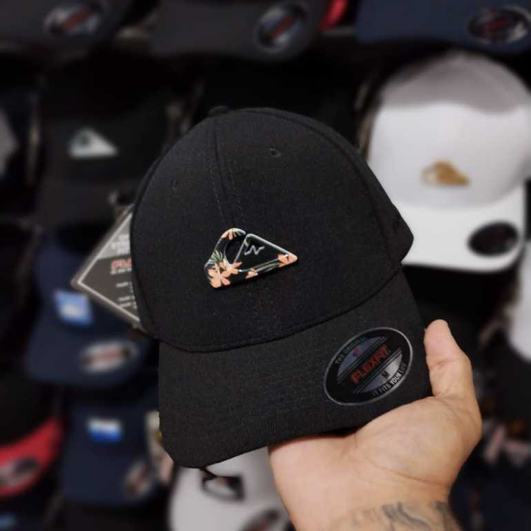 BONÉ ADULTO FLEXFIT FECHADO PREMIUM TAMANHO M em Oferta na Shopee