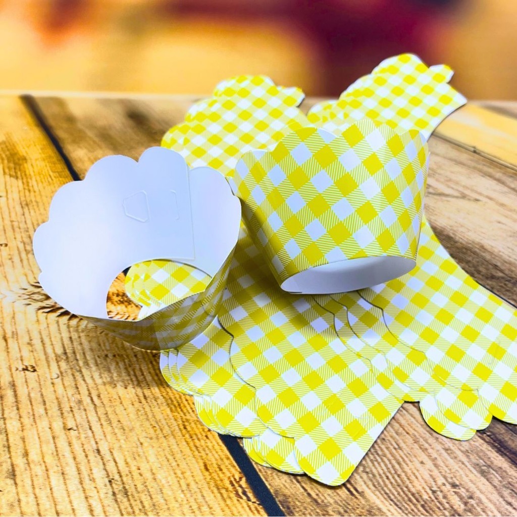 120 SAIA PARA CUPCAKE FESTA JUNINA - XADREZ AMARELO FESTA JUNINA 2025 121.37