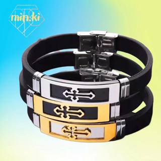 Pulseira Bracelete de Borracha com Cruz em Placa de Aço Inoxidável: Elegância Masculina em Cada Detalhe