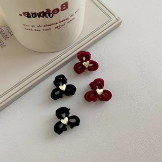 Lovito Grampos De Cabelo Felpudos Com Flores De Metal Em Formato De Coração Vintage Para Mulheres LFA08202 (Café/Borgonha/Preto)