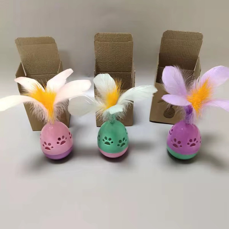 Brinquedo Bola Para Gatos João Bobo Com Penas e Guizo Interativo Divertido Gravidade Pet LR-0252 — imagem 2 de 2