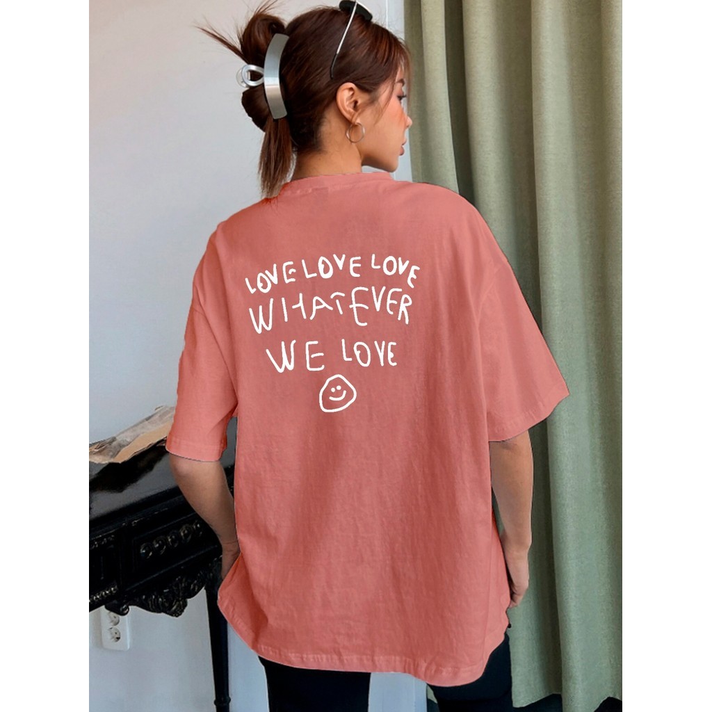 Camiseta Oversized Feminina Fashion Academia Estampada Rabisco Emoji T Shirt Confortável Casual