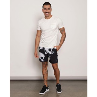 Short Masculino Com Bolso Estampa Caveiras Preto