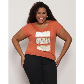 Blusa Plus Size Estampa Manga Japonesa Marrom