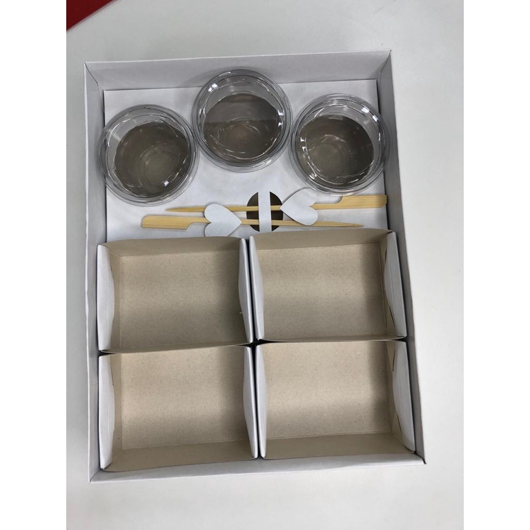 Caixa Kit Fondue com Potinhos e Palitos de Petisco - Branca - 1 unidade - Rizzo - Stationery