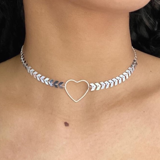 Gargantilha Choker Escama Coração Vazado A Prata 925 c/ Extensor Antialérgico Premium