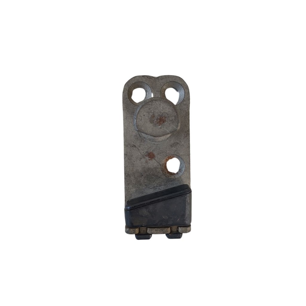 Batente Porta Gatilho Esquerdo VW Fusca 78/96 Brasilia 73/82