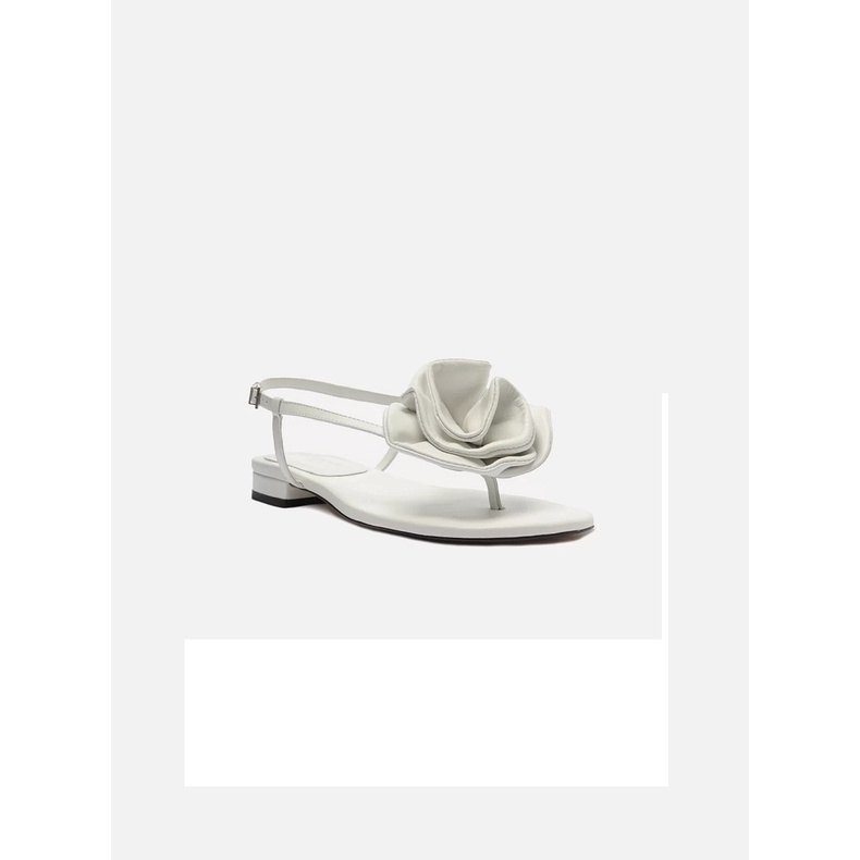 Sandália Prata Couro Salto Baixo Slim Flor Arezzo Feminino