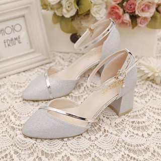 Sandálias femininas dedo do pé apontado raiz quadrada salto grosso sapatos femininos fivela plana sandálias de moda