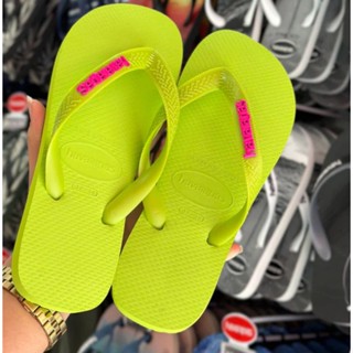Chinelo Feminino Havaianas Top Verde Limão + Pingente Placa Rosa