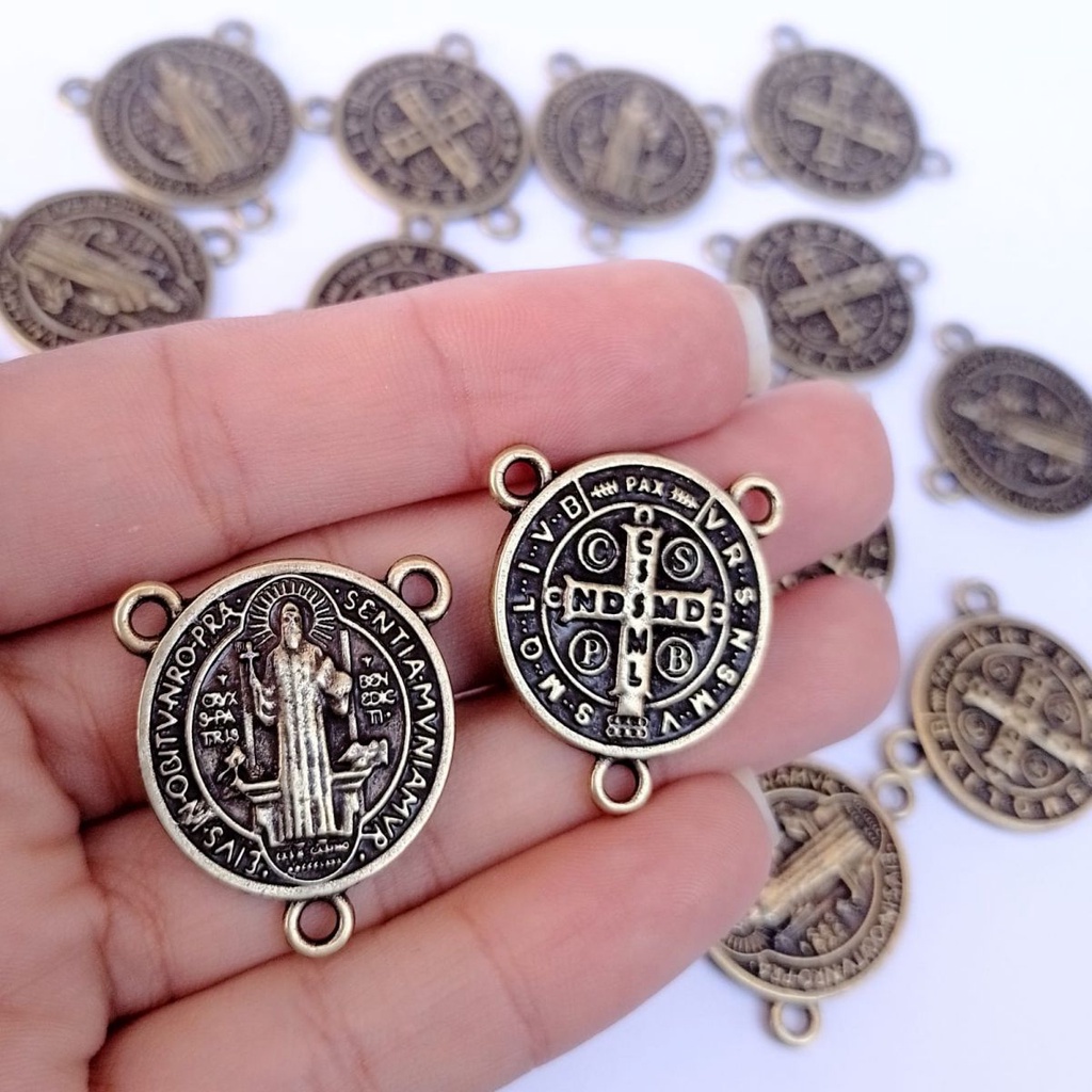 10 Entremeio para Terço São Bento Ouro velho - Medalha  Entremeio de São Bento em Oferta na Shopee