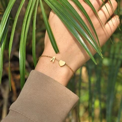 Vnox Bracelete De Carta Inicial De Coração Feito À Mão , Ouro 18K A-Z 26 Alfabeto Encantado Em Cadeia , Jóias De Luxo Presentes Para Menina Feminina