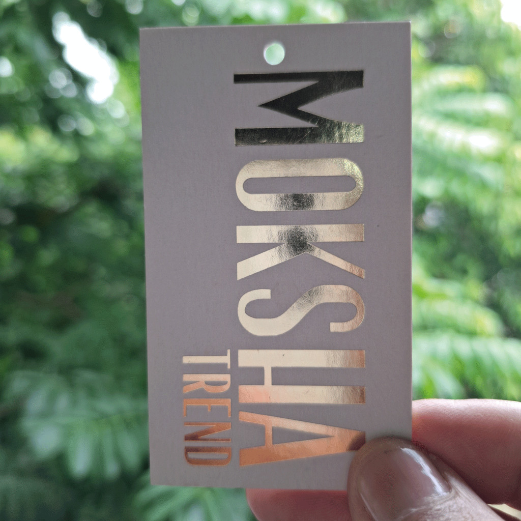 Tags para Roupas Acabamento Hot Stamping Etiquetas Impressão frente e verso personalizado