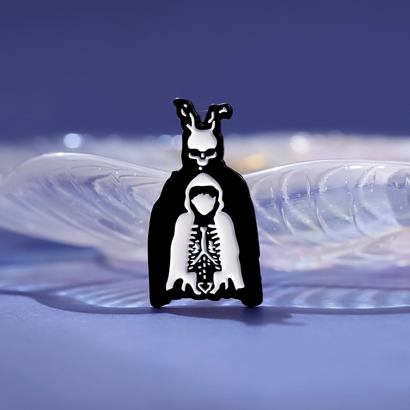 DONNIE DARKO Broche De Alfinete De Esmalte Horror Coelho Alfinetes De Roupa Crachás De Lapela Metal Jóias Para Fãs E Amigos