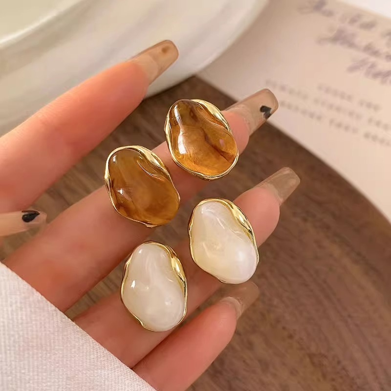 Brincos De Luxo Francês Retro Âmbar Marfim Branco Jóias Claras Orelha Acessório