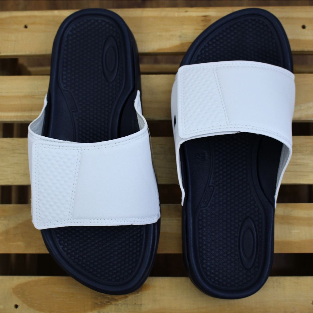 Sandália Chinelo Oakley Break Design Diferenciado FOF10024722U