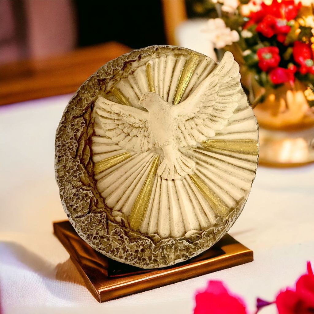 Adorno de Mesa Divino Espírito Santo 7 cm Resina Importada Religioso