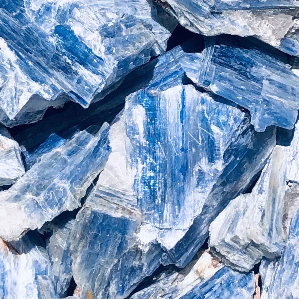 Cianita Azul Pedra Bruta Natural 100g em Oferta na Shopee