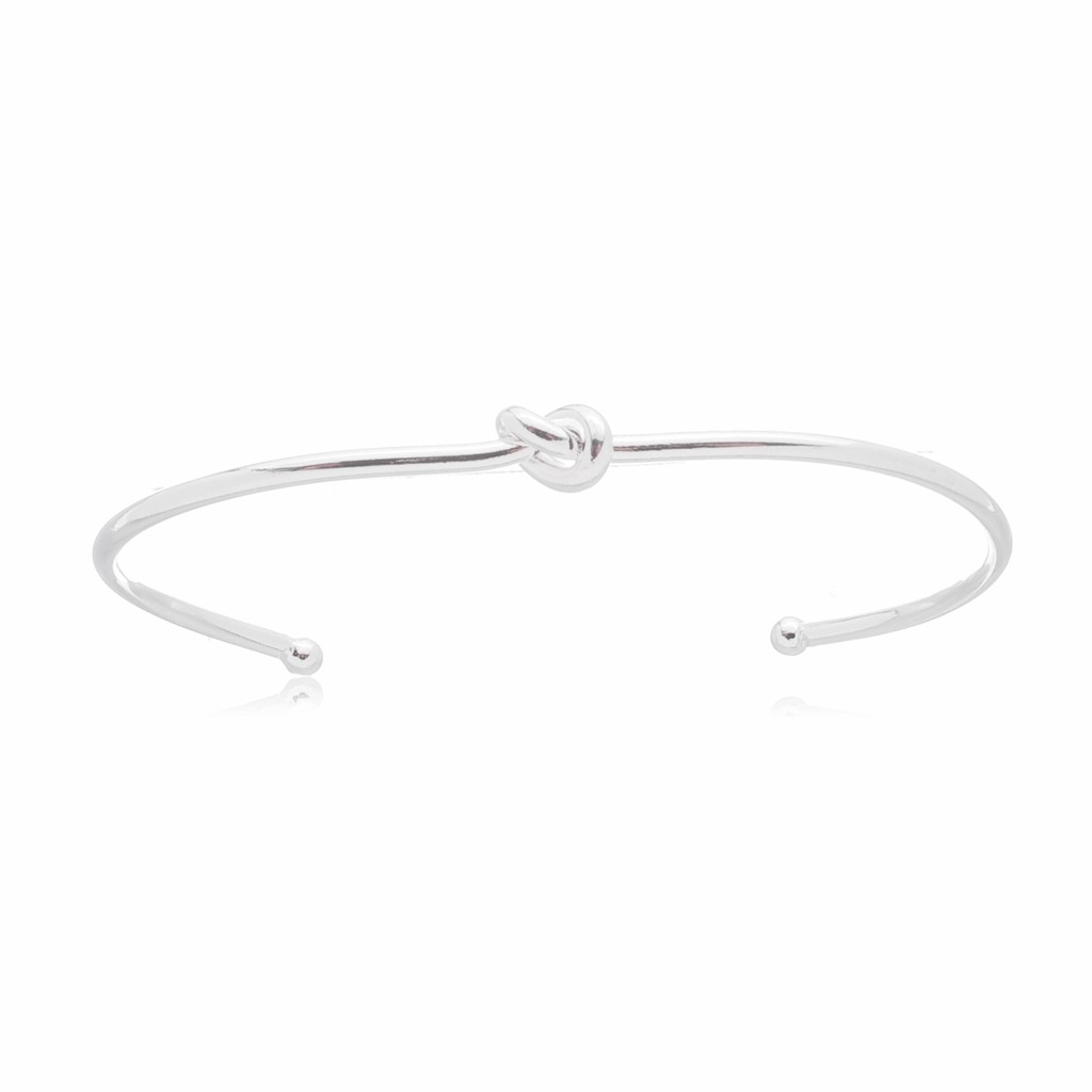 Bracelete Feminino Nó Banhado a Prata Semijoia Elegante Hipoalergênico Alta Durabilidade 6cm