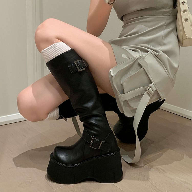 Botas altas de sola grossa com sola plataforma PU feminina versão coreana botas de dedo redondo