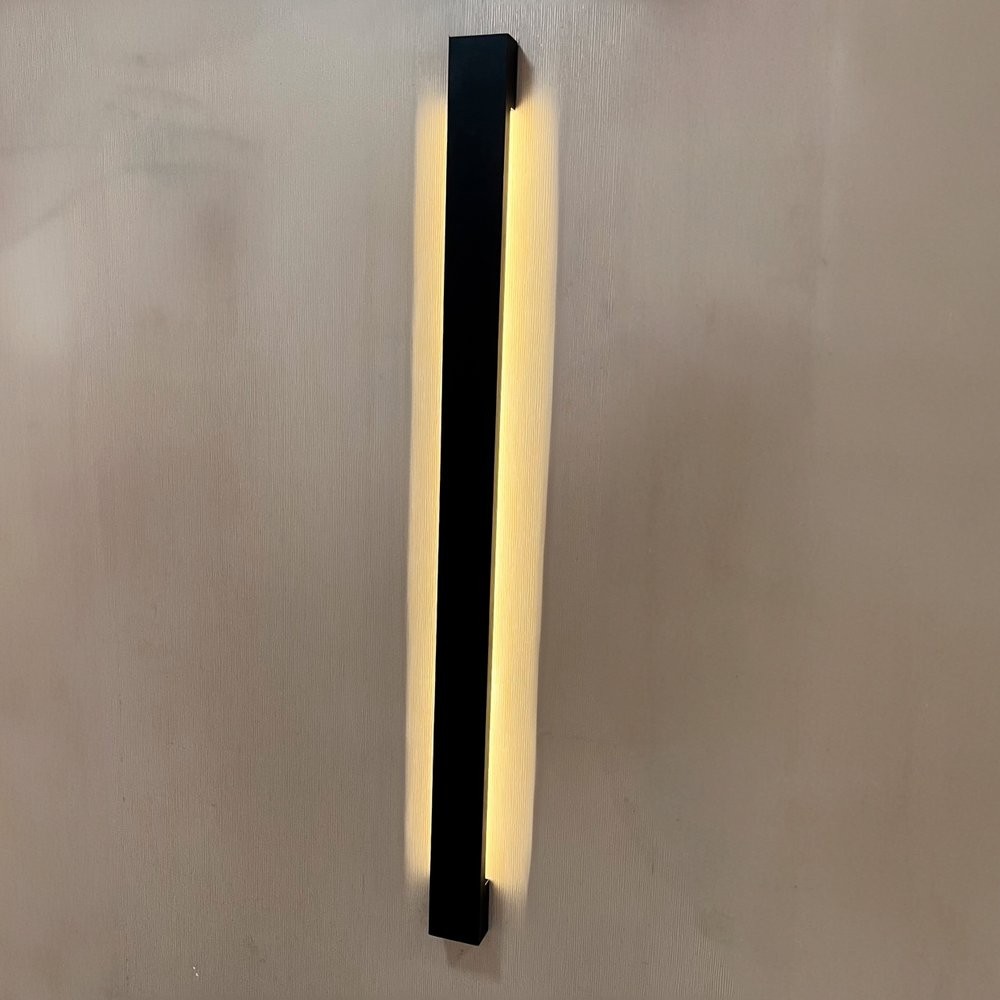 Arandela de Parede Externa Linex LED 120cm 12V 3000K D&D Iluminação Preto