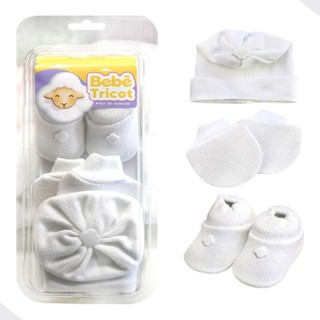 Kit  01 touca, 01 par de sapatinhos e 01 par de luvas - Cor:Branco - Tamanho:03