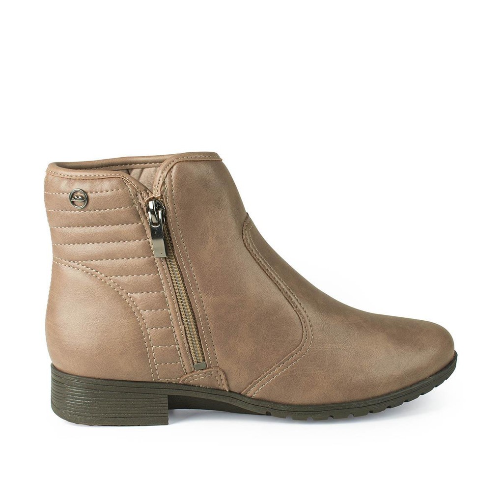 Bota Dakota de Cano Curto DA922