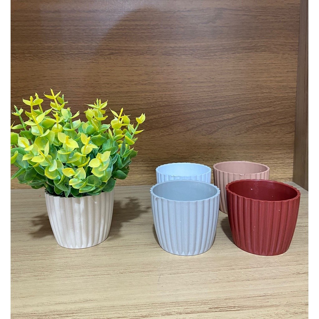 Vaso Vasinho Plástico Revestido Modelo Ondulado Vaso Para Plantas Suculentas e Decoração de Ambientes e Arranjos Enfeite em Oferta na Shopee