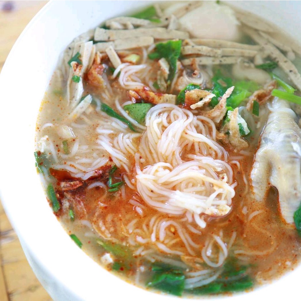 รูปสินค้า ก๋วยจั๊บญวนเส้นสด 10 ห่อ อร่อย ราชาอุบล