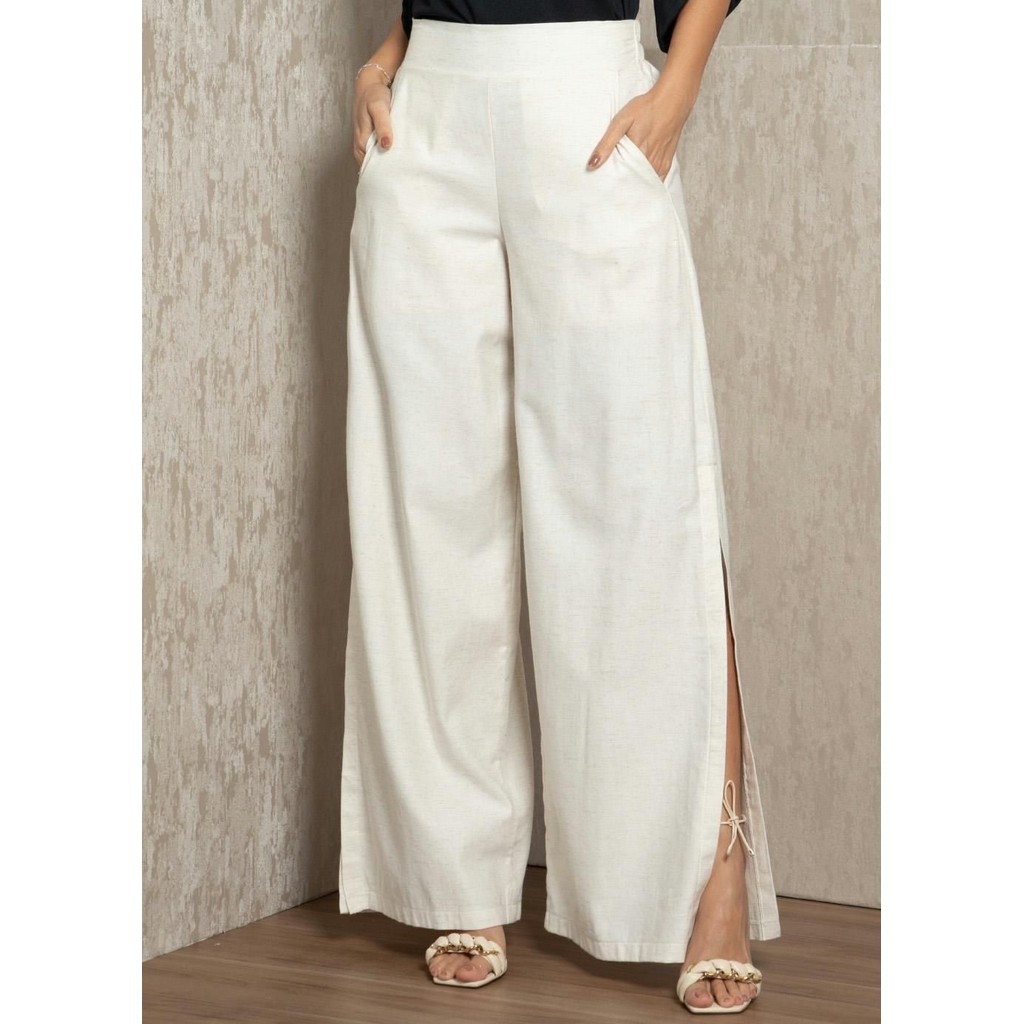 Calça Pantalona Com Fendas Branco Quintess