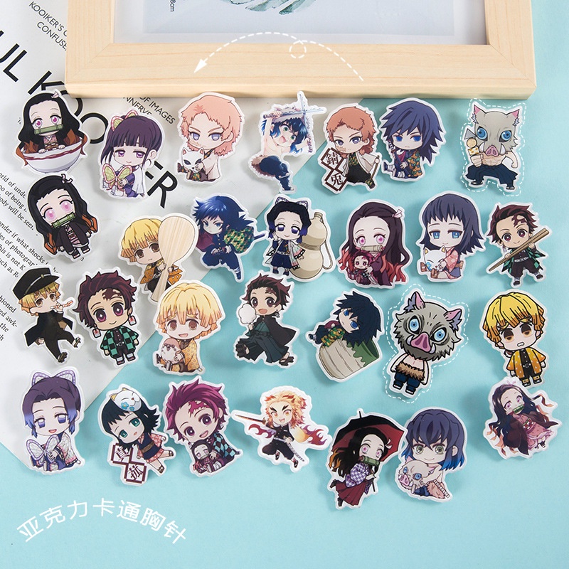10 desenhos animados Anime Acrílico Crachá Demoníaco Caçador de Demônios Tanjirou Nezuko Borboleta Ninja Broche Fofo