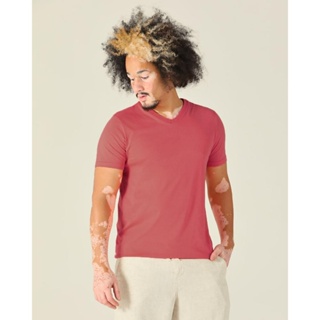 Camiseta Básica Masculina Gola V Em Algodão em Oferta na Shopee