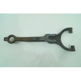 GARFO EMBREAGEM VW 7100/8120/8140/8150 FORD 814/815/F12000/14000 LONGO