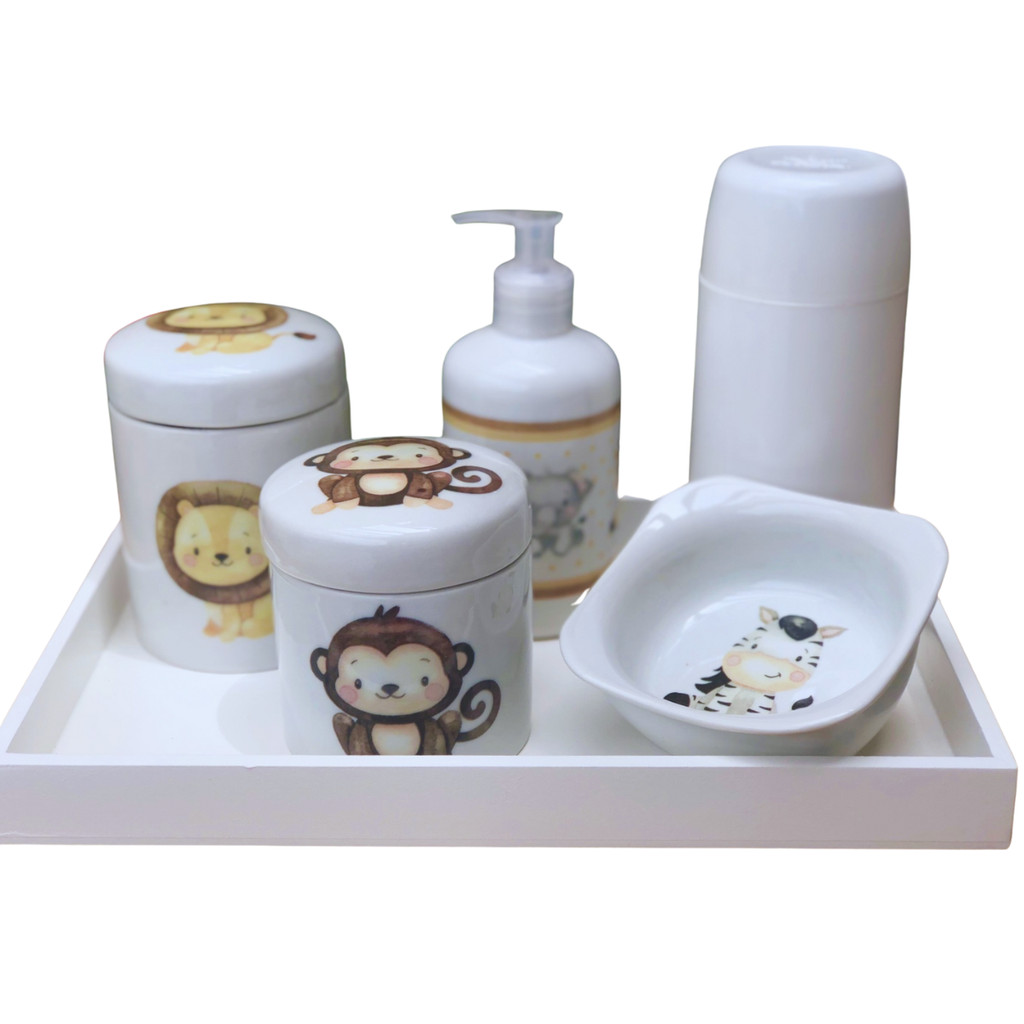 Kit higiene bebê Safari 6 peças - Bandeja, potes, porta álcool e molhadeira - Peças Porcelana Bandeja Pinus