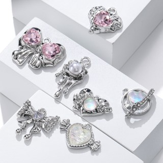 St. kunkka Alloy Love Heart Butterfly com Pingente de Diamante Pode ser usado para Pulseira de Colar de Bricolage