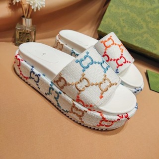 Gucci 2022 Flip-Flops De Venda A Quente Estação Européia Dupla G De Espessura Chinelos Bordados De Altura Casal Do Mesmo Estilo